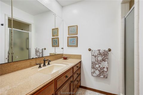 Tiny photo for 29 Forest Dr Dr, College Station, TX 77845 (MLS # 26002222)