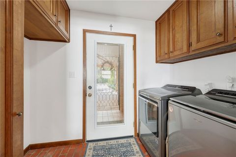 Tiny photo for 29 Forest Dr Dr, College Station, TX 77845 (MLS # 26002222)