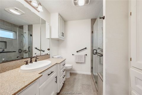 Tiny photo for 29 Forest Dr Dr, College Station, TX 77845 (MLS # 26002222)