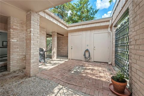 Tiny photo for 29 Forest Dr Dr, College Station, TX 77845 (MLS # 26002222)