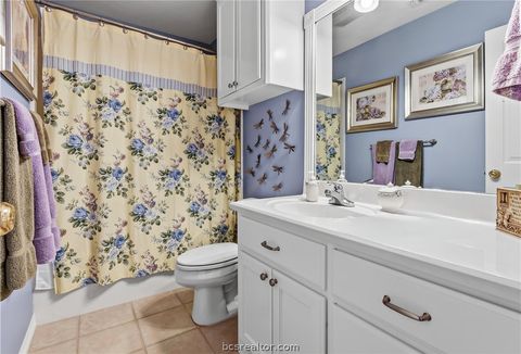 Tiny photo for 401 Sapphire Drive, College Station, TX 77845 (MLS # 26008835)
