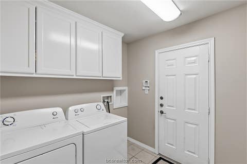 Tiny photo for 401 Sapphire Drive, College Station, TX 77845 (MLS # 26008835)