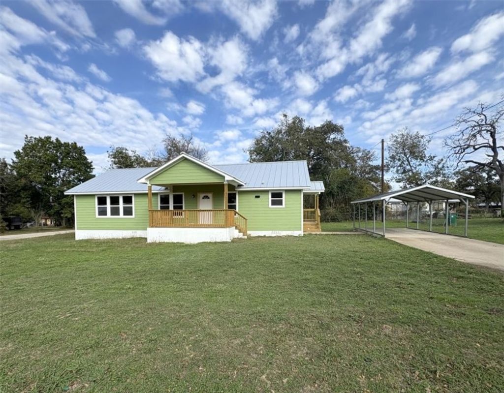 Photo of 102 Terral Ct., Cameron, TX 76520 (MLS # 25012401)