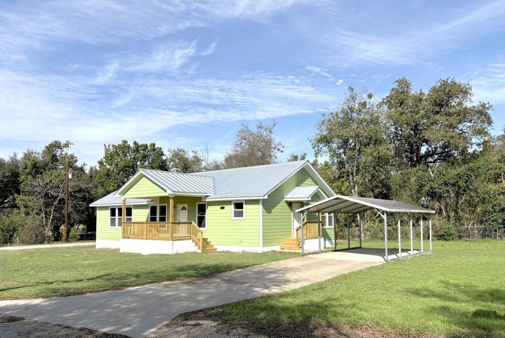 Photo of 102 Terral Ct., Cameron, TX 76520 (MLS # 25012401)