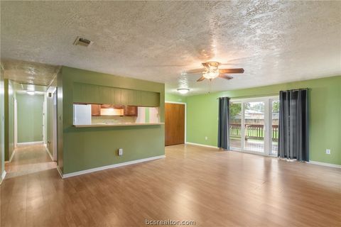 Tiny photo for 3109 Louisiana Avenue, Bryan, TX 77803 (MLS # 26004849)