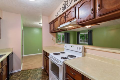 Tiny photo for 3109 Louisiana Avenue, Bryan, TX 77803 (MLS # 26004849)