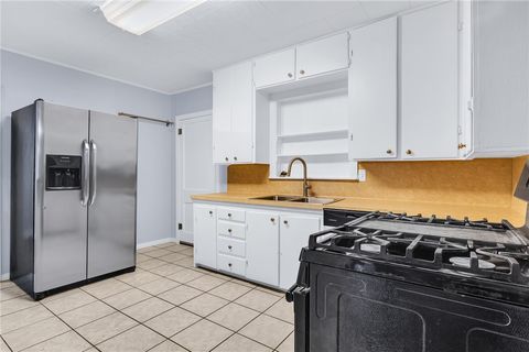 Tiny photo for 1517 Oakview Street, Bryan, TX 77802 (MLS # 26002731)