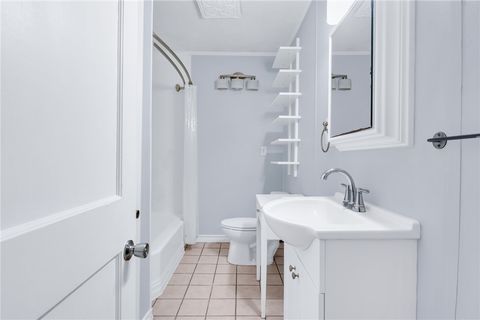 Tiny photo for 1517 Oakview Street, Bryan, TX 77802 (MLS # 26002731)