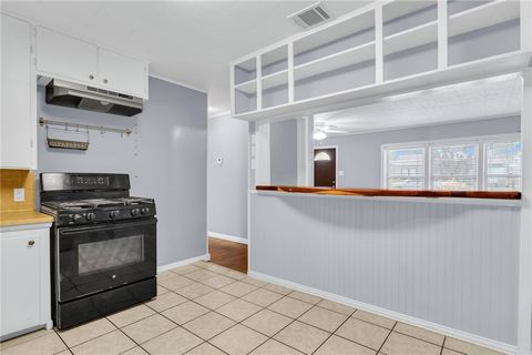 Tiny photo for 1517 Oakview Street, Bryan, TX 77802 (MLS # 26002731)