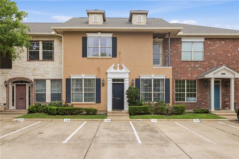 Photo of 326 Forest Drive, College Station, TX 77840 (MLS # 26005009)