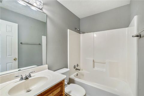 Tiny photo for 2006 Wilderland Cir, Bryan, TX 77807 (MLS # 26003729)