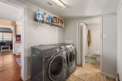 Tiny photo for 1014 Suncrest Street, Bryan, TX 77803 (MLS # 26001663)