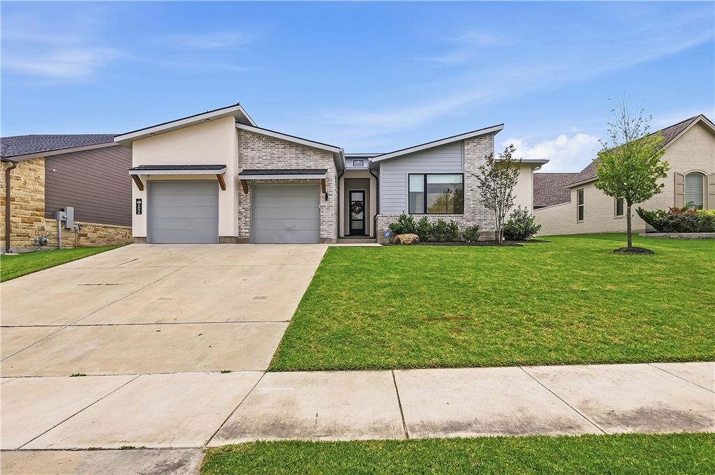 Photo of 2852 Persimmon Ridge Court, Bryan, TX 77807 (MLS # 26004857)