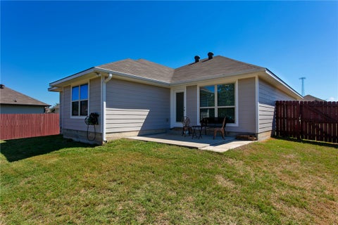 Tiny photo for 2806 Porters Way, Bryan, TX 77803 (MLS # 26012067)