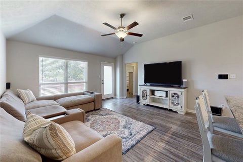 Tiny photo for 2806 Porters Way, Bryan, TX 77803 (MLS # 26012067)