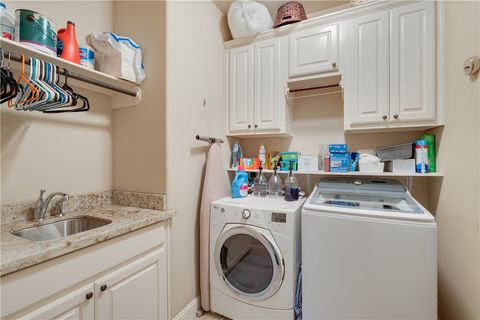 Tiny photo for 3301 Covington Court, Bryan, TX 77808 (MLS # 26005820)