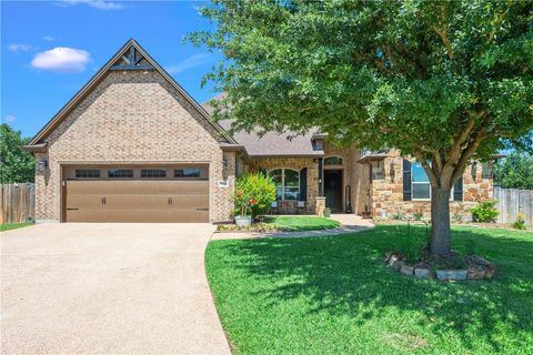Photo of 3301 Covington Court, Bryan, TX 77808 (MLS # 26005820)