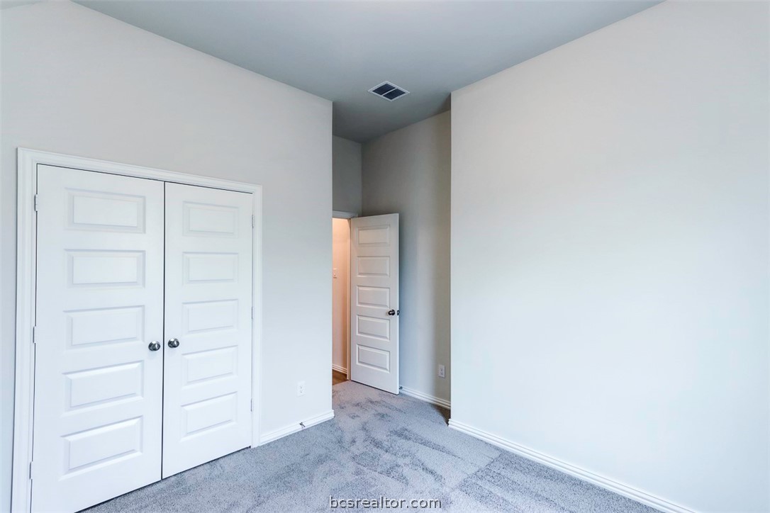 College Station, Texas 77845, United States, 4 Bedrooms Bedrooms, ,3 BathroomsBathrooms,Residential,Pending,60223