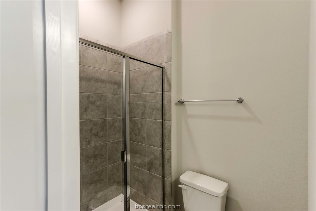 College Station, Texas 77845, United States, 4 Bedrooms Bedrooms, ,3 BathroomsBathrooms,Residential,Pending,60223