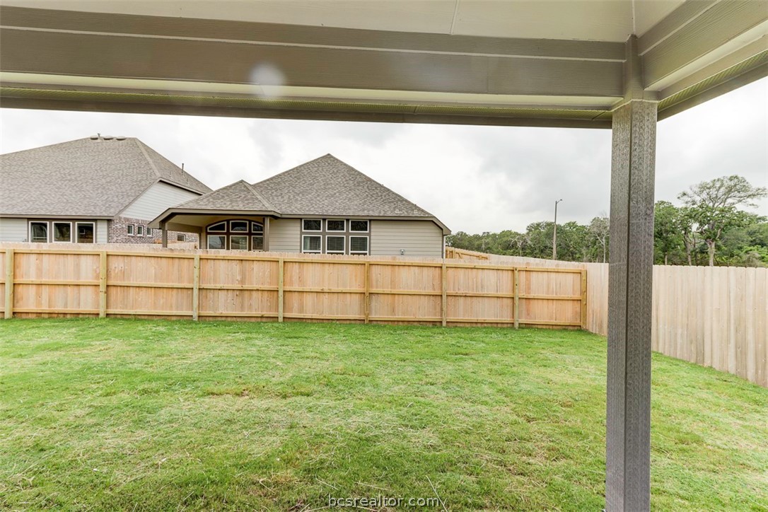 College Station, Texas 77845, United States, 4 Bedrooms Bedrooms, ,3 BathroomsBathrooms,Residential,Pending,60223