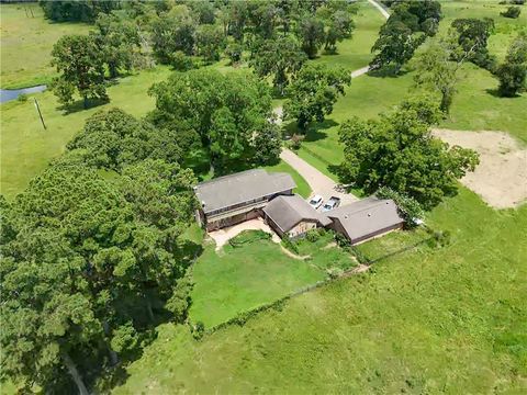 Tiny photo for 6605 Spring Branch Road, Montgomery, TX 77316 (MLS # 26002960)