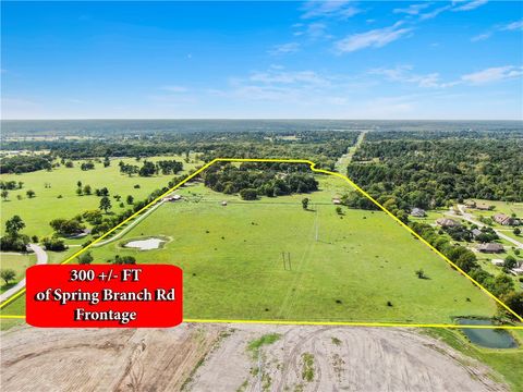 Photo of 6605 Spring Branch Road, Montgomery, TX 77316 (MLS # 26002960)