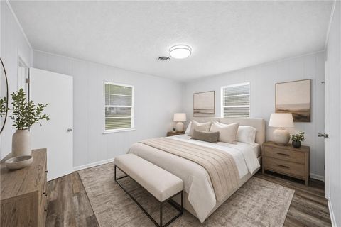 Tiny photo for 415 W Decherd Street, Franklin, TX 77856 (MLS # 26005406)
