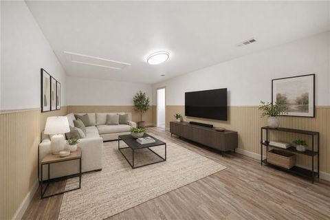 Tiny photo for 415 W Decherd Street, Franklin, TX 77856 (MLS # 26005406)