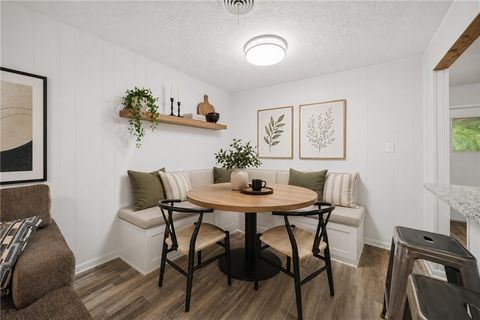 Tiny photo for 415 W Decherd Street, Franklin, TX 77856 (MLS # 26005406)