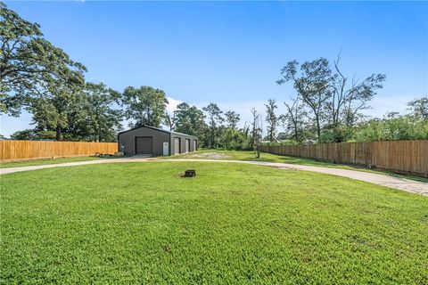 Tiny photo for 18022 Rogers Road Rd, New Waverly, TX 77358 (MLS # 25010574)