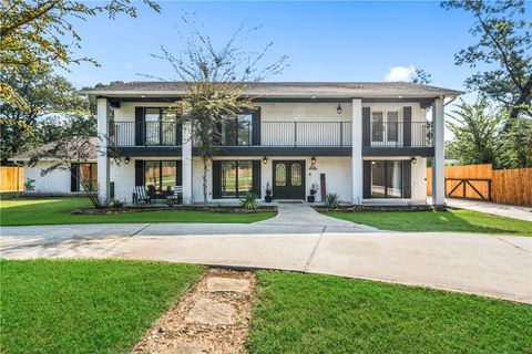 Photo of 18022 Rogers Road Rd, New Waverly, TX 77358 (MLS # 25010574)