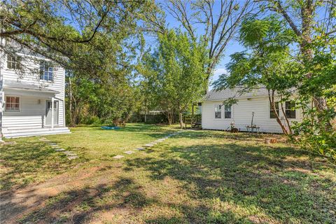 Tiny photo for 712 Banks Avenue, Bryan, TX 77803 (MLS # 25009878)
