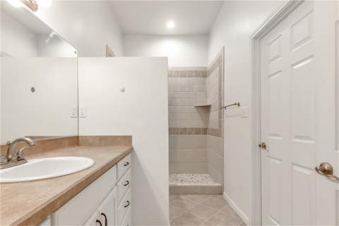 Tiny photo for 1004 22 Hills Rd St, Gause, TX 77857 (MLS # 26010399)