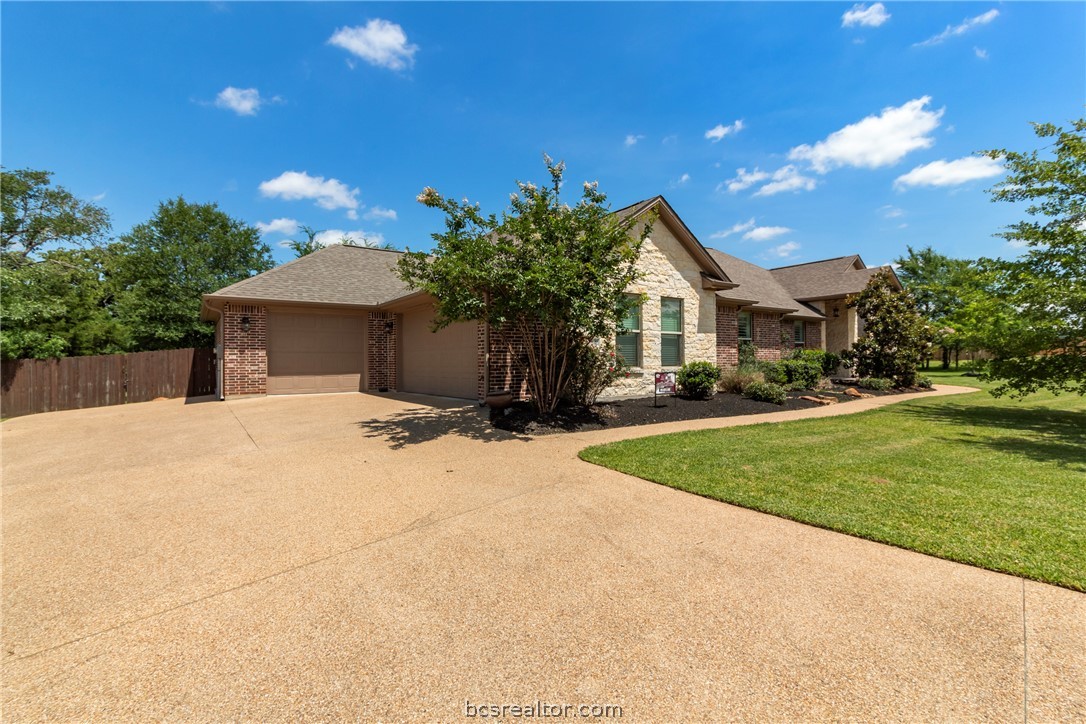 5028 Vintage Oaks Court