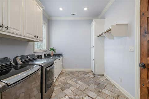 Tiny photo for 4207 Tuscany Court Ct, Bryan, TX 77802 (MLS # 26009620)