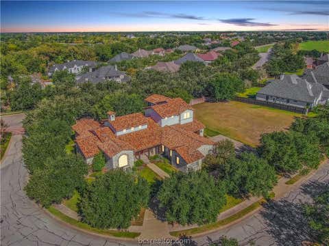 Tiny photo for 4207 Tuscany Court Ct, Bryan, TX 77802 (MLS # 26009620)