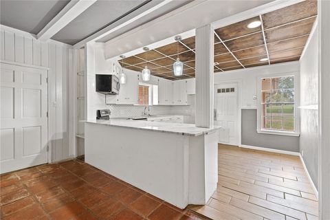 Tiny photo for 608 E Barton Street, Calvert, TX 77837 (MLS # 26001822)