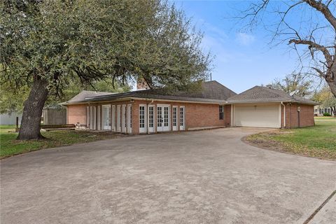 Tiny photo for 608 E Barton Street, Calvert, TX 77837 (MLS # 26001822)