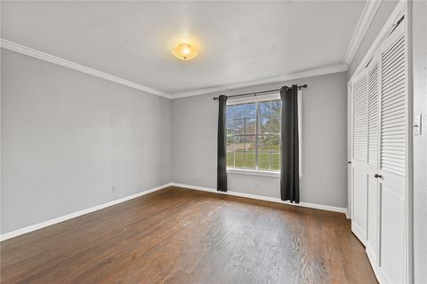 Tiny photo for 608 E Barton Street, Calvert, TX 77837 (MLS # 26001822)