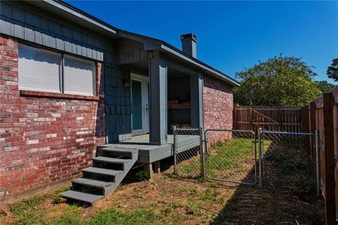 Tiny photo for 8 Willow Drive, Hearne, TX 77859 (MLS # 26002957)