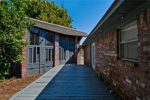 Tiny photo for 8 Willow Drive, Hearne, TX 77859 (MLS # 26002957)