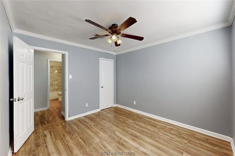 Tiny photo for 8 Willow Drive, Hearne, TX 77859 (MLS # 26002957)