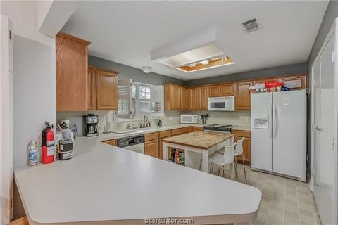 Tiny photo for 2308 Carnation Court, College Station, TX 77840 (MLS # 26003122)