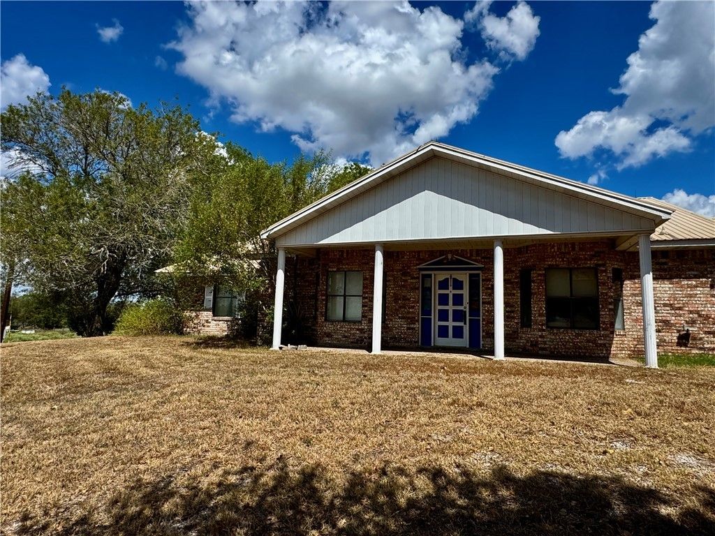 Photo of 7611 Schramm Road, La Grange, TX 78945 (MLS # 25010178)