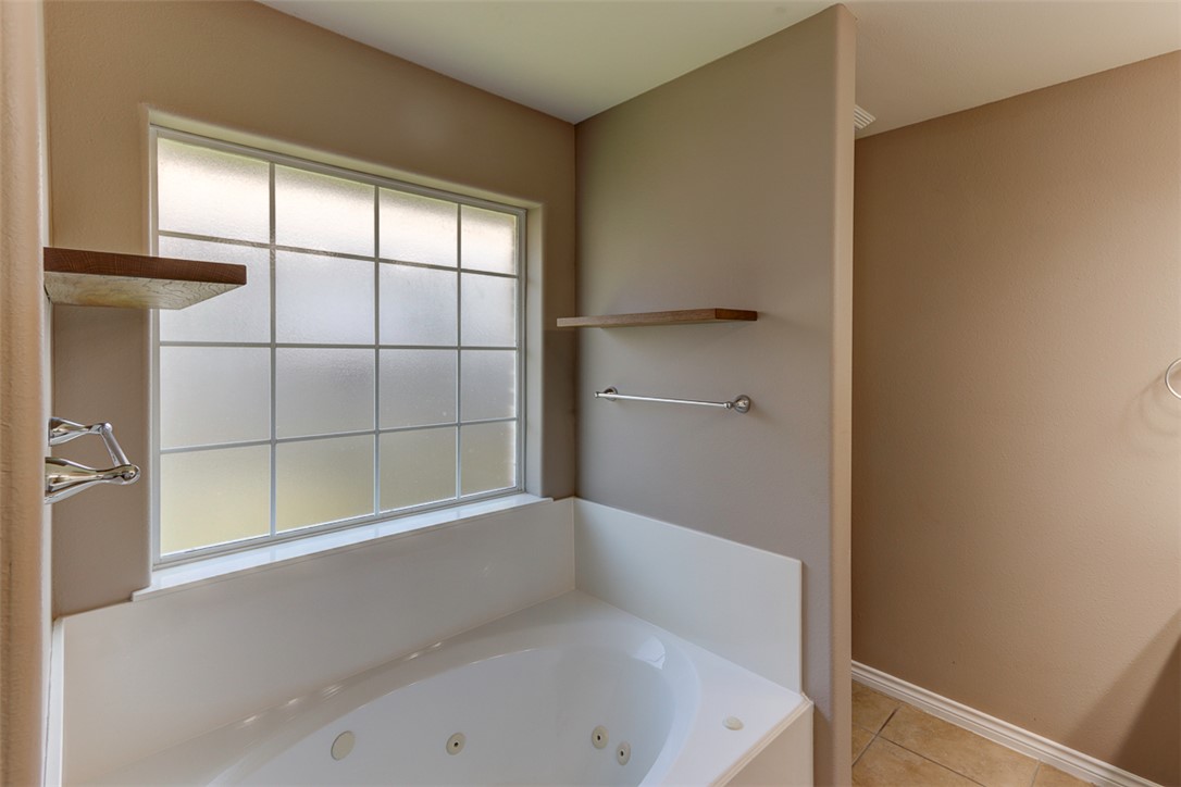 College Station, Texas 77845, United States, 3 Bedrooms Bedrooms, ,2 BathroomsBathrooms,Residential,Pending,148124