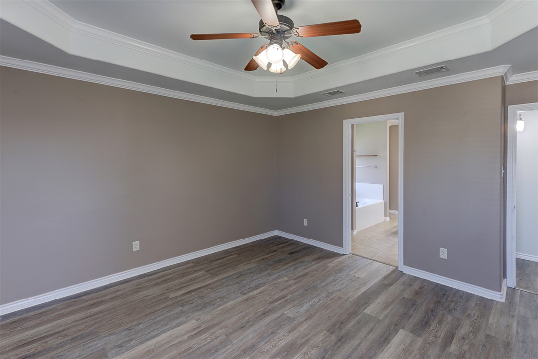 College Station, Texas 77845, United States, 3 Bedrooms Bedrooms, ,2 BathroomsBathrooms,Residential,Pending,148124