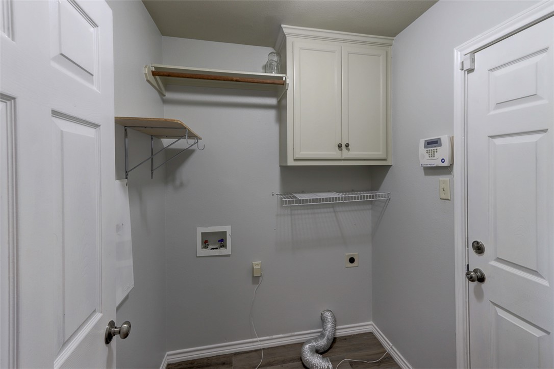 College Station, Texas 77845, United States, 3 Bedrooms Bedrooms, ,2 BathroomsBathrooms,Residential,Pending,148124