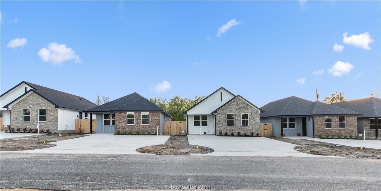 Bryan, Texas 77808, United States, 3 Bedrooms Bedrooms, ,2 BathroomsBathrooms,Residential,Pending,60672