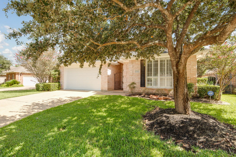 Photo of 1319 Wilshire Court, College Station, TX 77845 (MLS # 26009368)