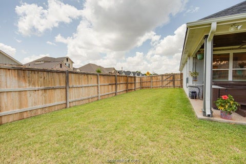 Tiny photo for 3200 Glencairn Court, Bryan, TX 77808 (MLS # 26012365)